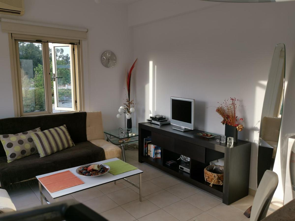 Garden Luxury Apartment アヤナパ エクステリア 写真